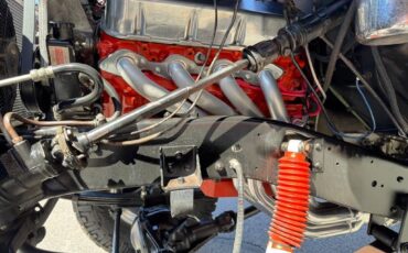 Chevrolet-K20-restomod-1968-orange-19
