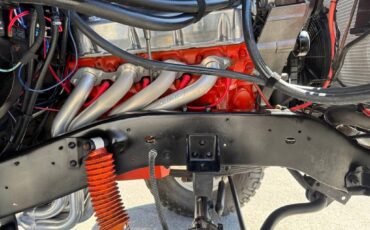 Chevrolet-K20-restomod-1968-orange-20