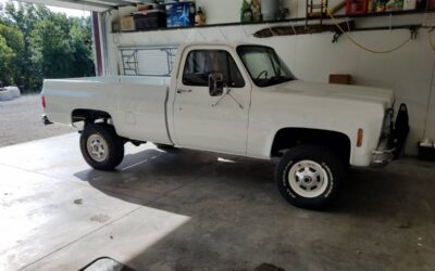Chevrolet K25  1977 white