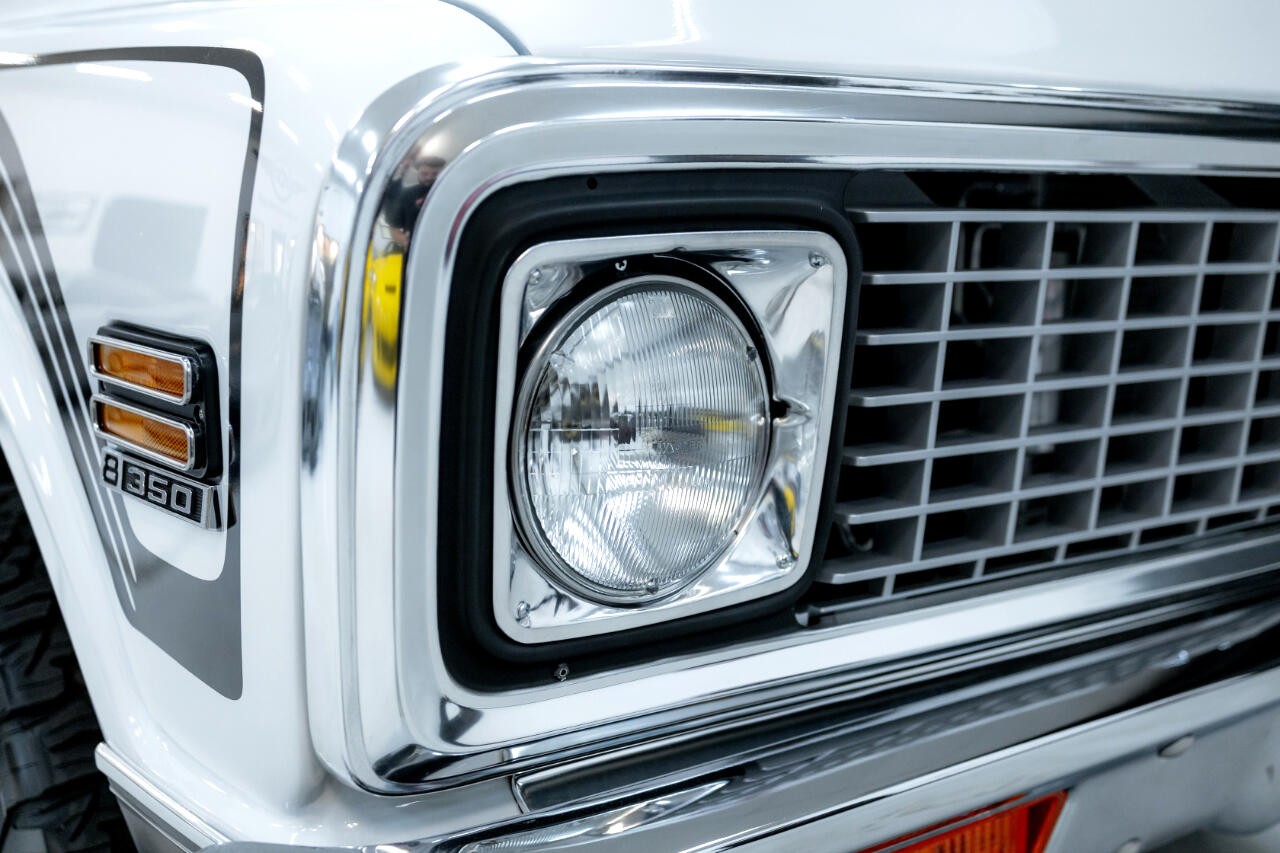 Chevrolet-K5-Blazer-1972-SUV-10