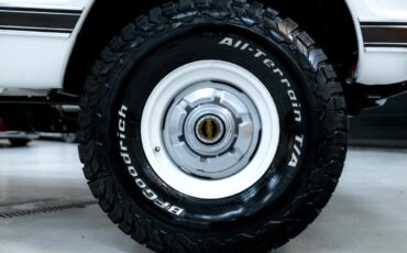 Chevrolet-K5-Blazer-1972-SUV-35