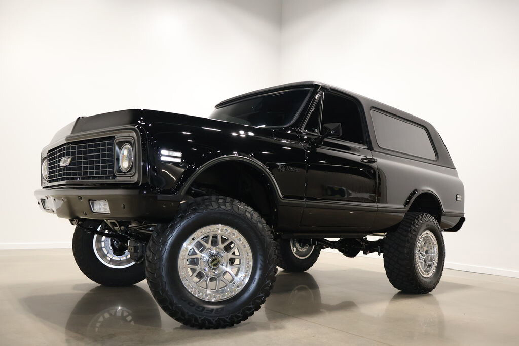 Chevrolet-K5-Blazer-ICONIC-BUILT-1972-SUV-1