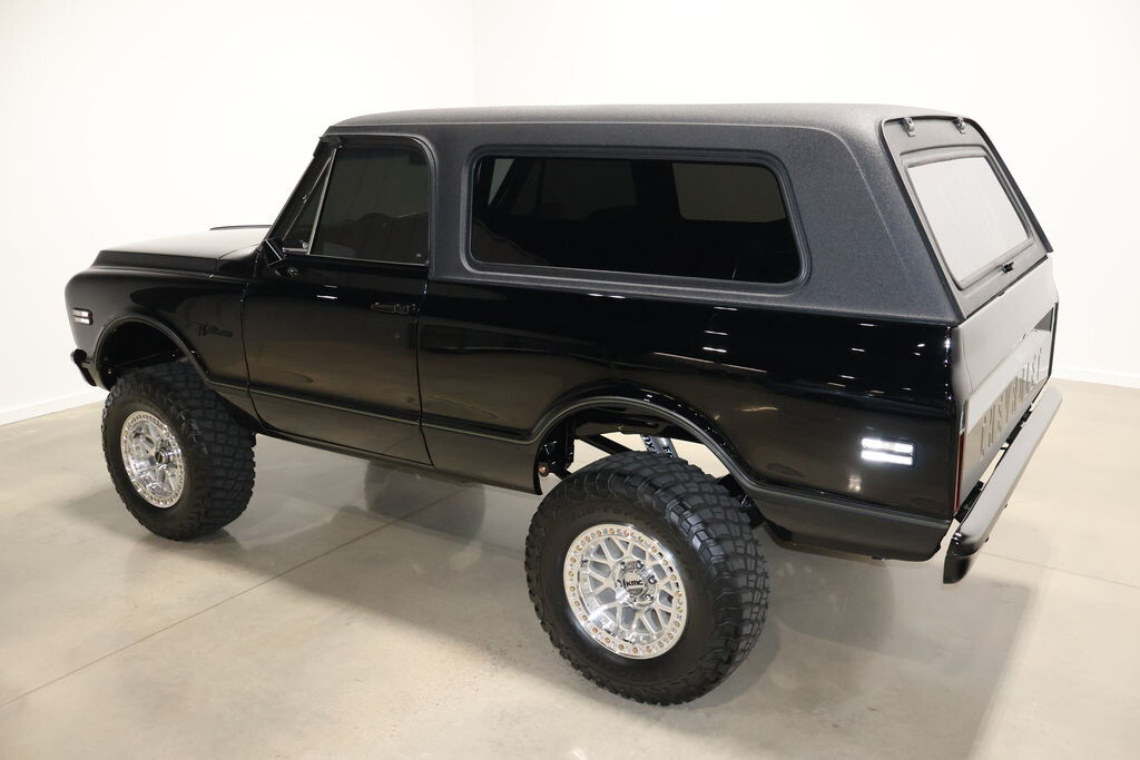 Chevrolet-K5-Blazer-ICONIC-BUILT-1972-SUV-7