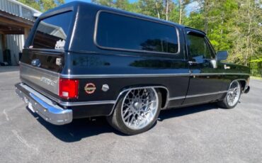 Chevrolet-K5-Blazer-LS-Resto-mod-pro-touring-1978-1