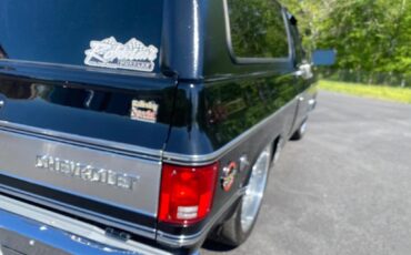 Chevrolet-K5-Blazer-LS-Resto-mod-pro-touring-1978-7