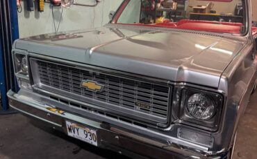 Chevrolet-K5-blazer-1974-silver-3