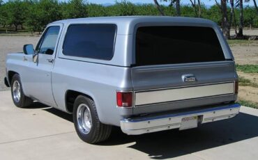 Chevrolet-K5-blazer-1977-silver-4