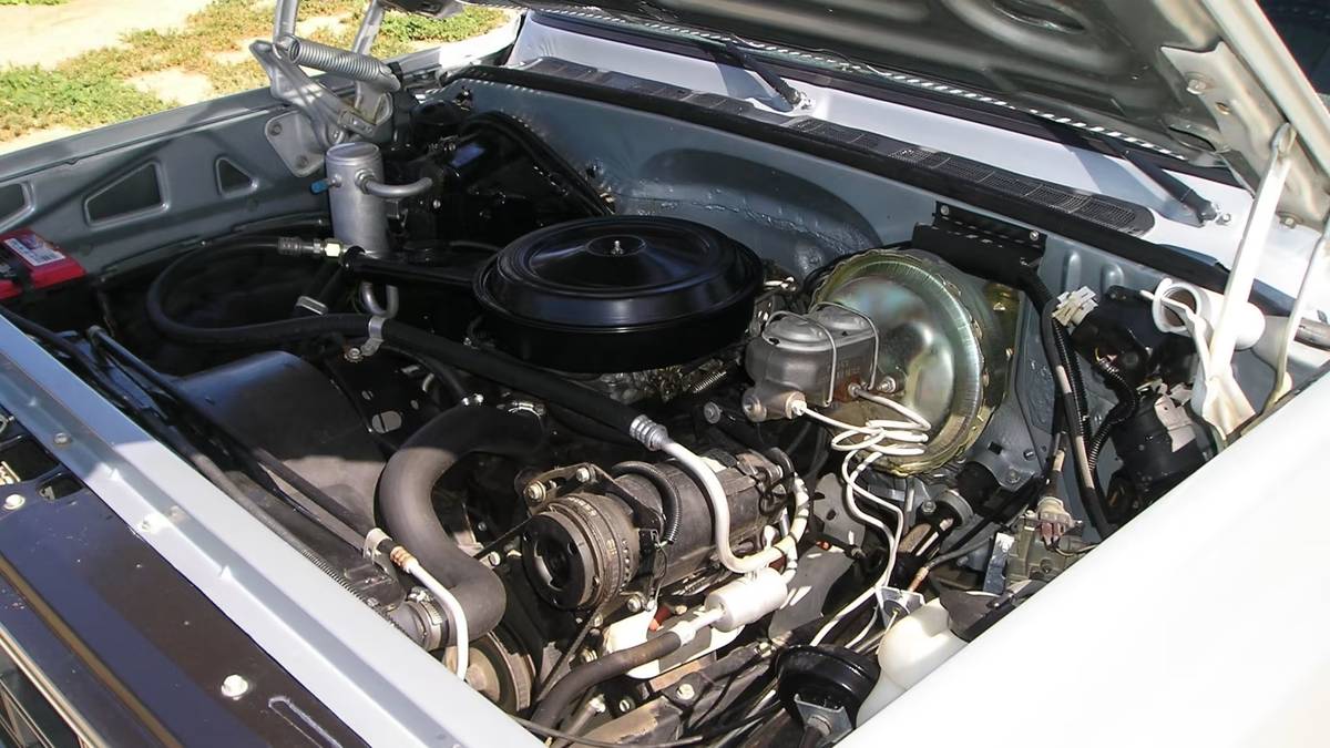 Chevrolet-K5-blazer-1977-silver-6