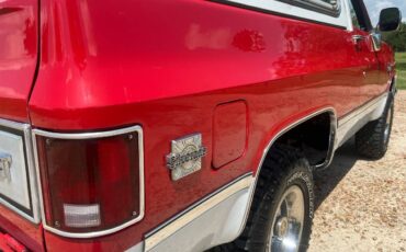 Chevrolet-K5-blazer-1978-red-12