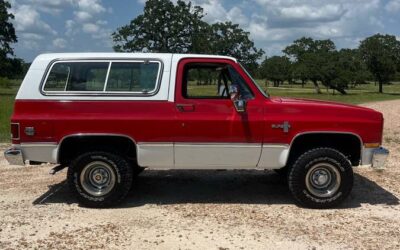 Chevrolet K5 blazer  1978 red