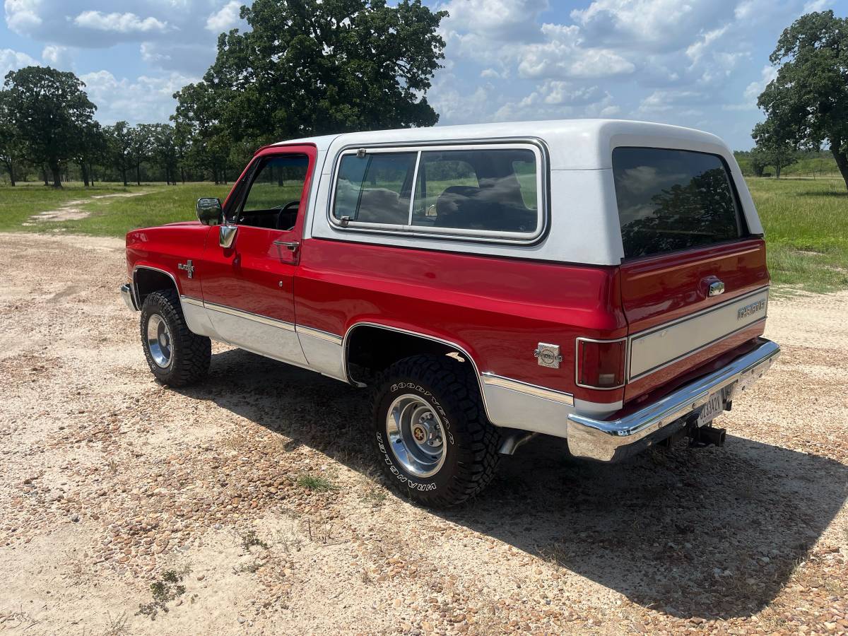 Chevrolet-K5-blazer-1978-red-5