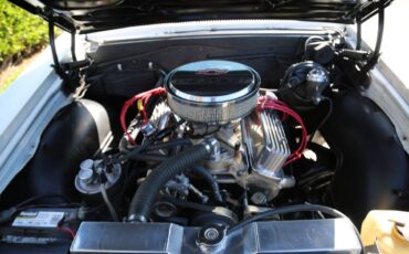 Chevrolet-Malibu-1964-white-10