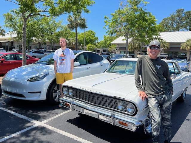 Chevrolet-Malibu-1964-white-14