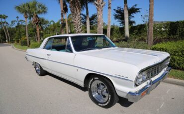 Chevrolet-Malibu-1964-white-2