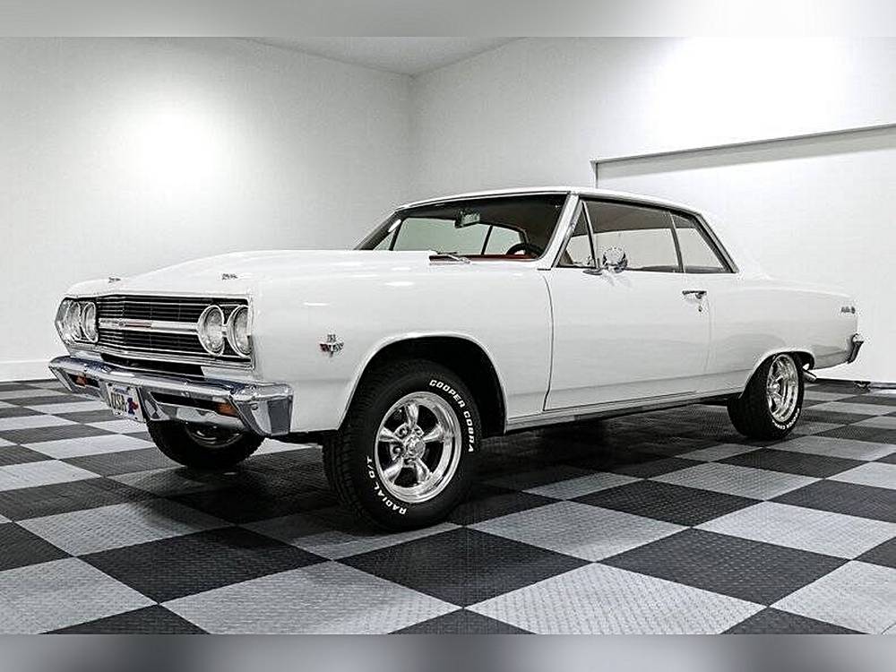 Chevrolet-Malibu-1965-white-11