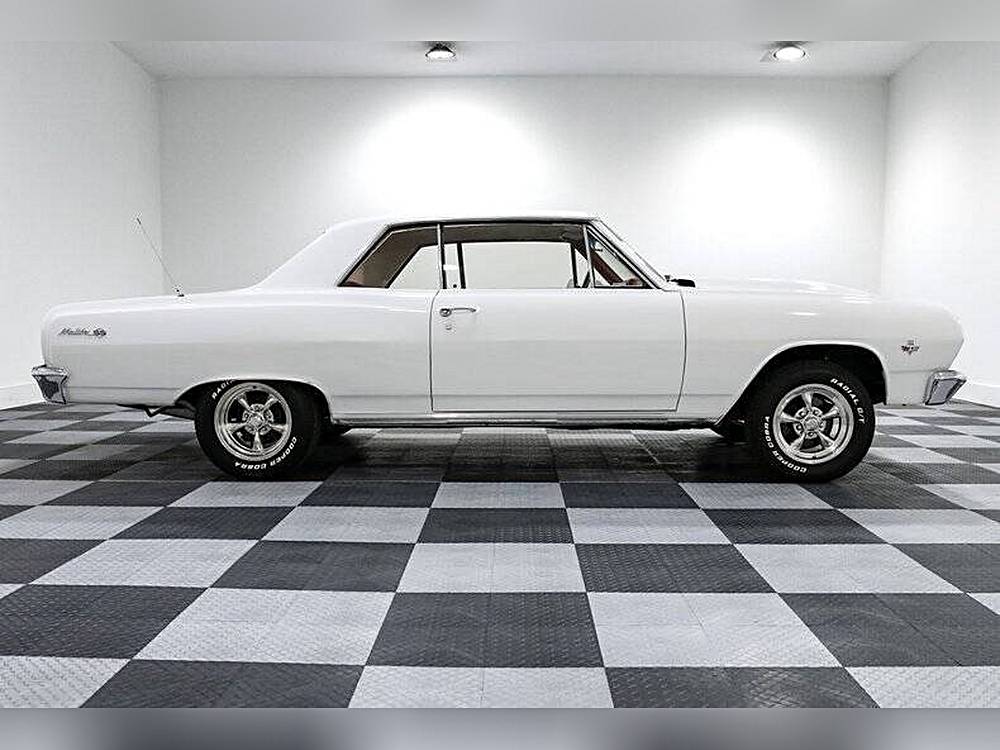 Chevrolet-Malibu-1965-white-5