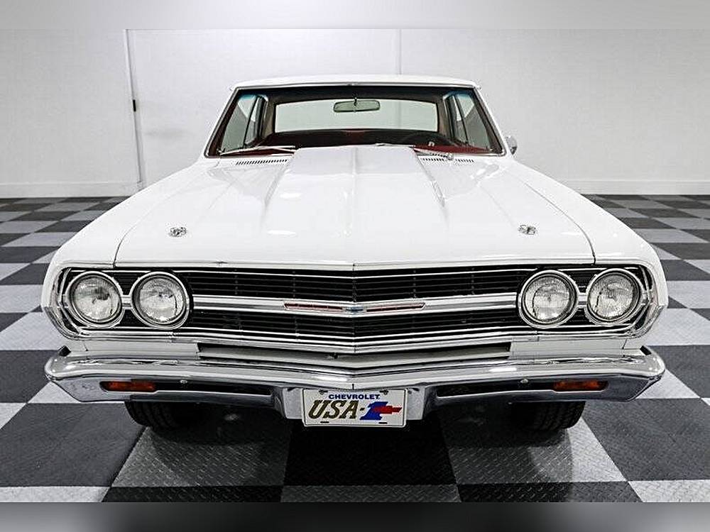 Chevrolet Malibu  1965 white