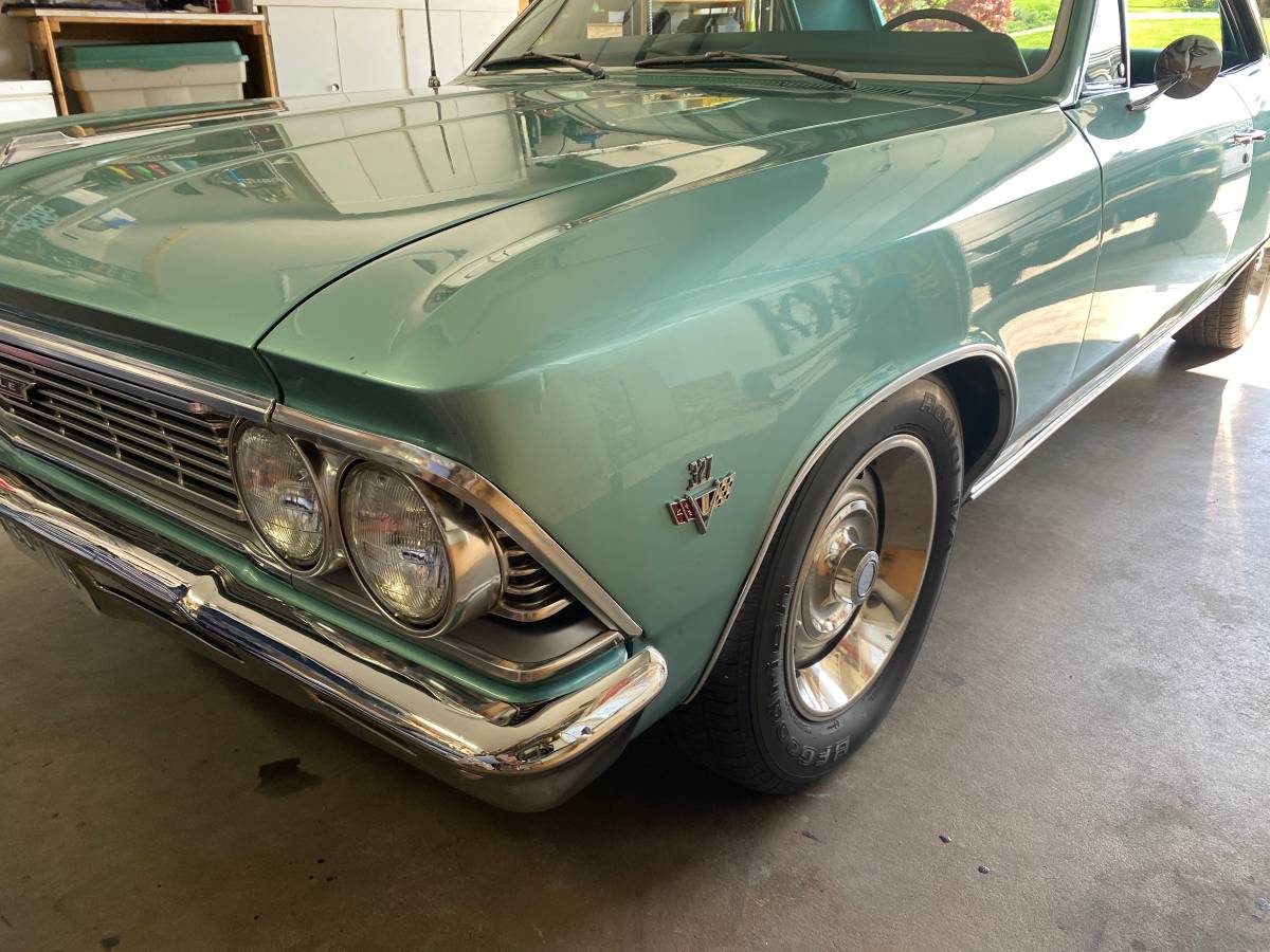 Chevrolet Malibu  1966 green