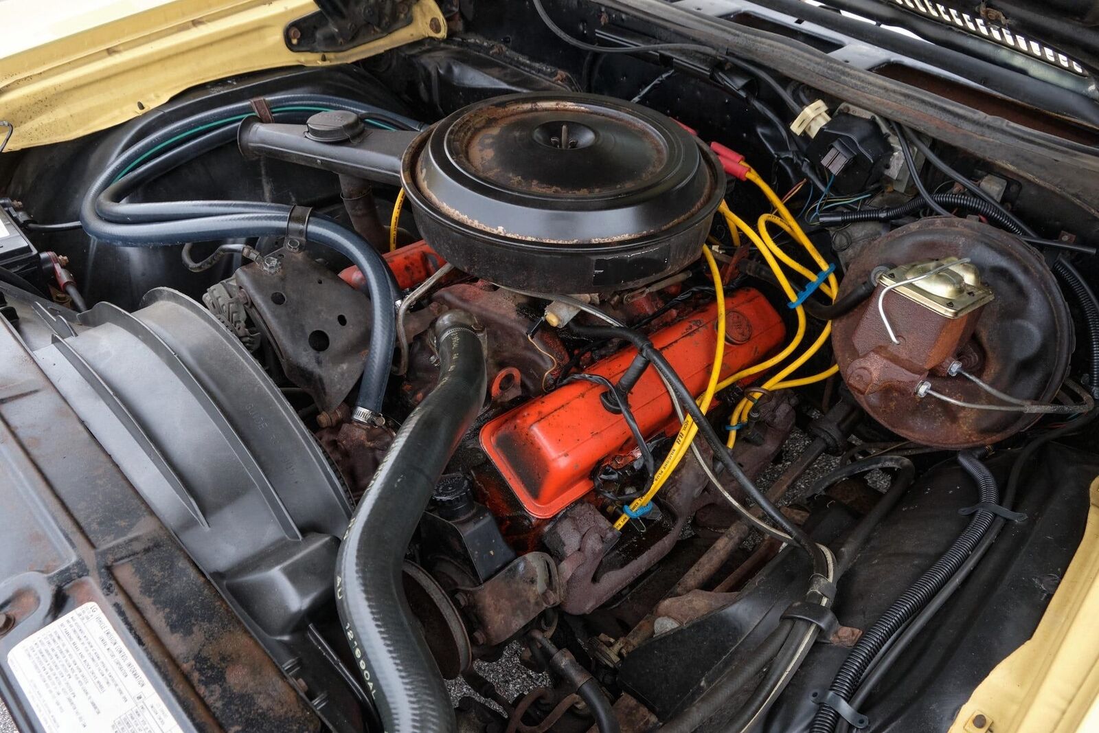 Chevrolet-Malibu-1972-2-Door-11