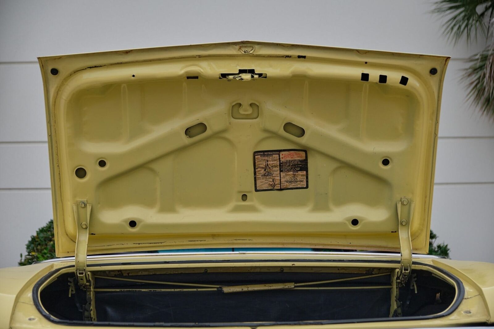 Chevrolet-Malibu-1972-2-Door-20
