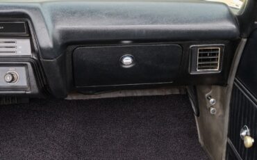 Chevrolet-Malibu-1972-2-Door-26