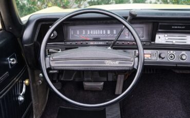 Chevrolet-Malibu-1972-2-Door-27