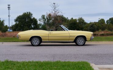 Chevrolet-Malibu-1972-2-Door-6