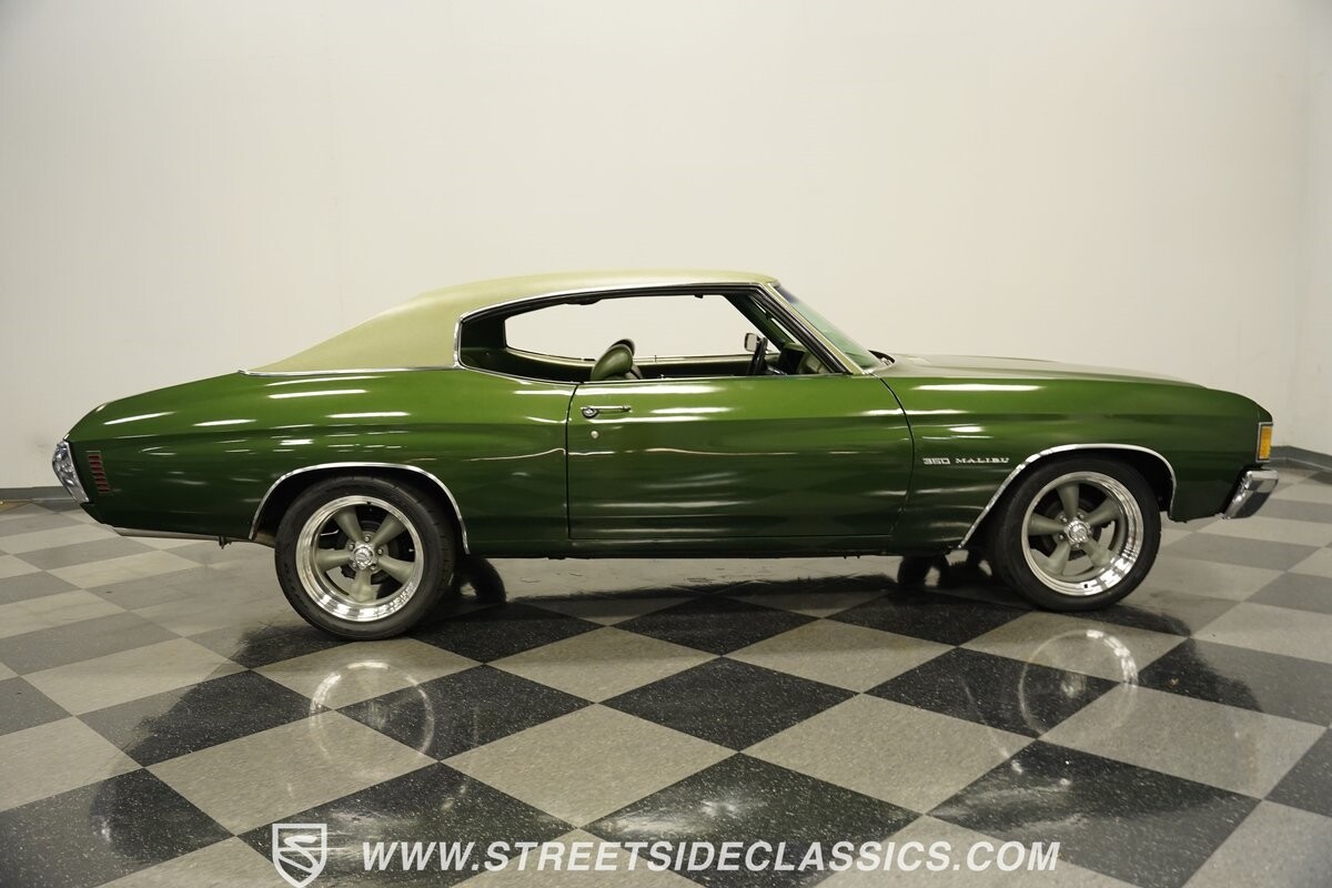 Chevrolet-Malibu-1972-Hardtop-12