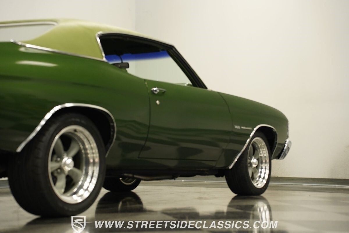 Chevrolet-Malibu-1972-Hardtop-22