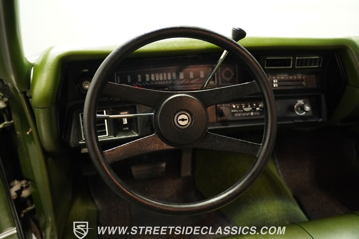 Chevrolet-Malibu-1972-Hardtop-33