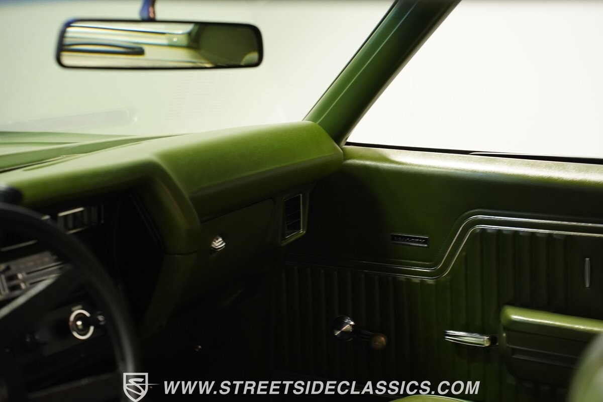 Chevrolet-Malibu-1972-Hardtop-39