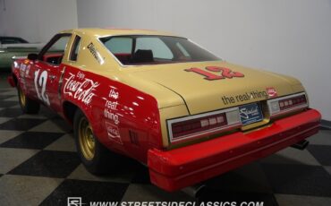 Chevrolet-Malibu-1977-Coupe-12