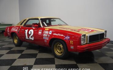 Chevrolet-Malibu-1977-Coupe-19