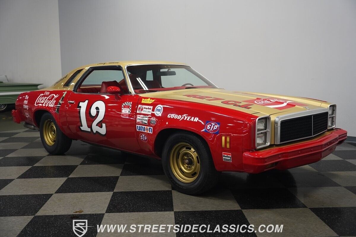 Chevrolet-Malibu-1977-Coupe-19