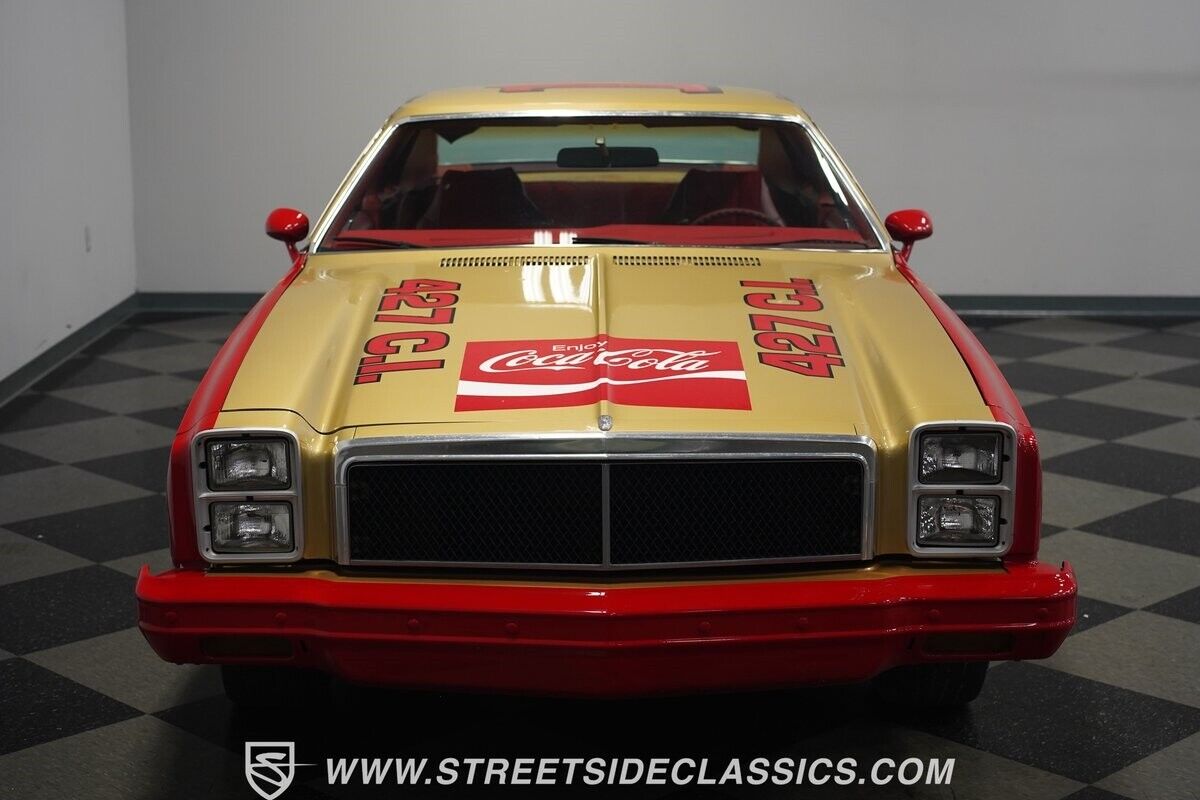 Chevrolet-Malibu-1977-Coupe-21