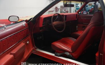 Chevrolet-Malibu-1977-Coupe-39