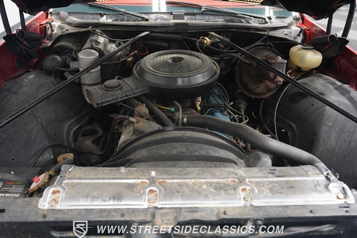 Chevrolet-Malibu-1977-Coupe-4