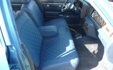 Chevrolet-Malibu-1982-Wagon-22