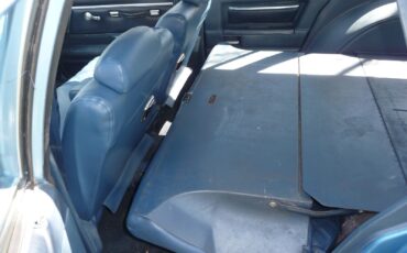 Chevrolet-Malibu-1982-Wagon-25
