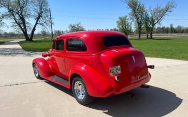 Chevrolet-Master-deluxe-1937-red-4