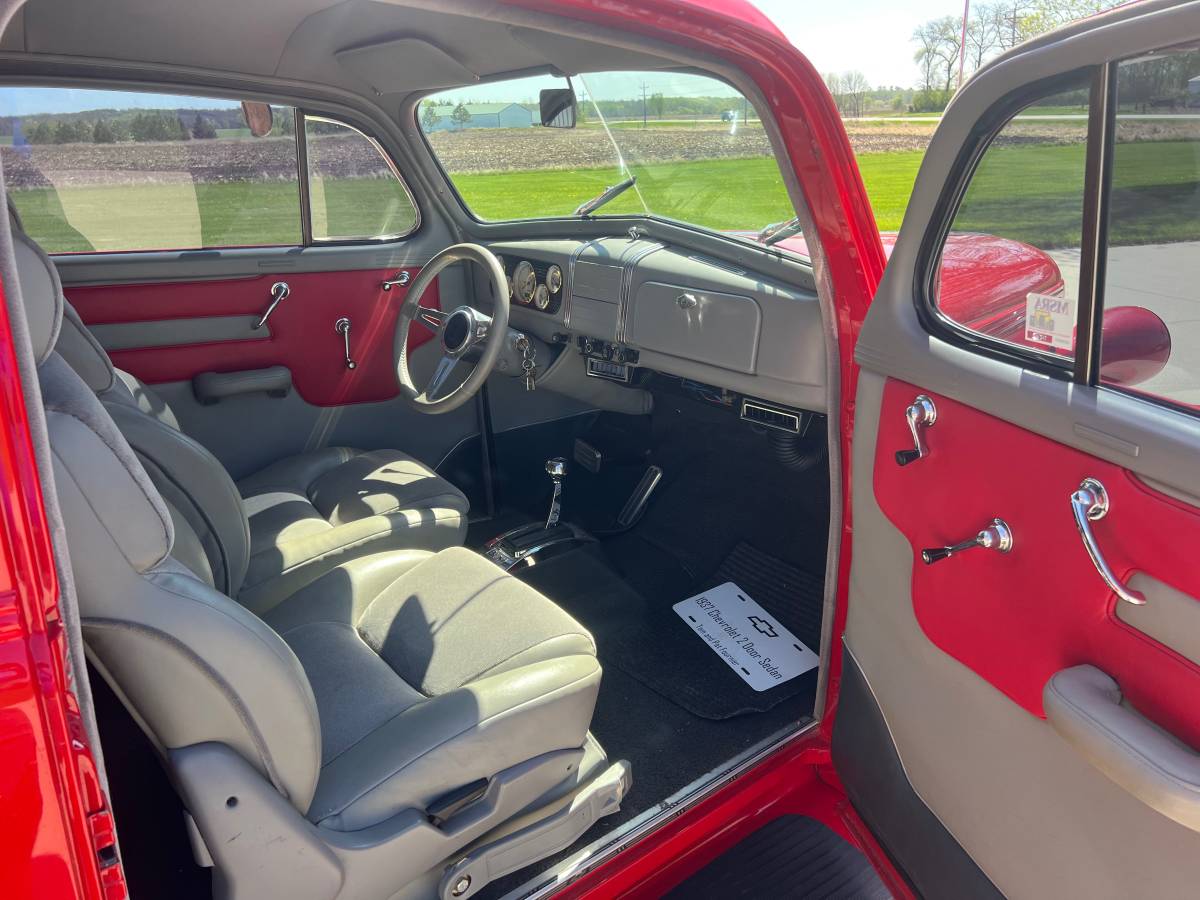 Chevrolet-Master-deluxe-1937-red-9