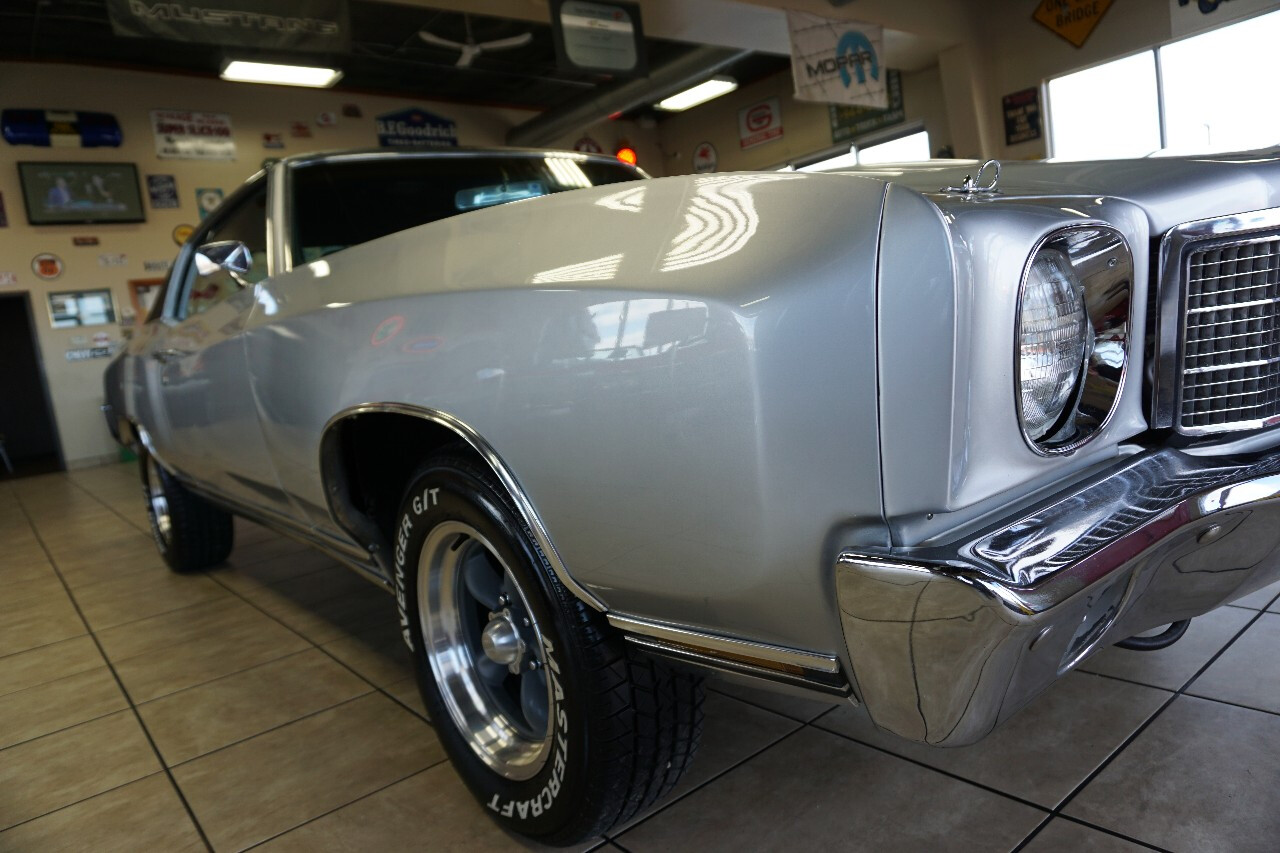 Chevrolet-Monte-Carlo-1970-Classic-Car-14