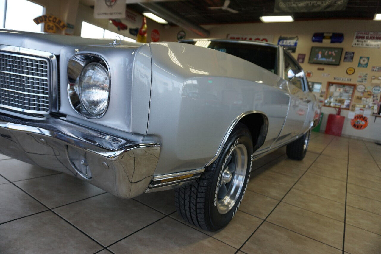 Chevrolet-Monte-Carlo-1970-Classic-Car-15
