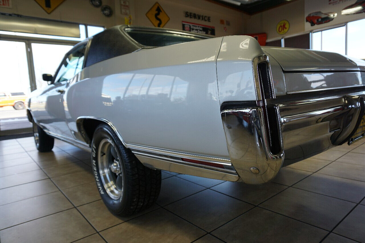 Chevrolet-Monte-Carlo-1970-Classic-Car-16