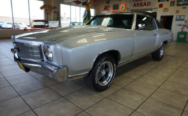 Chevrolet-Monte-Carlo-1970-Classic-Car-2