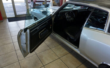 Chevrolet-Monte-Carlo-1970-Classic-Car-20