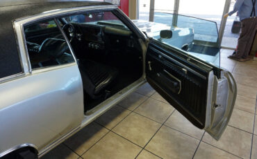 Chevrolet-Monte-Carlo-1970-Classic-Car-23