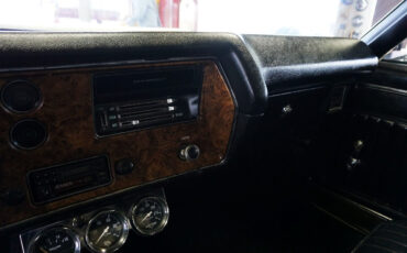 Chevrolet-Monte-Carlo-1970-Classic-Car-27