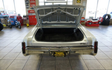 Chevrolet-Monte-Carlo-1970-Classic-Car-29
