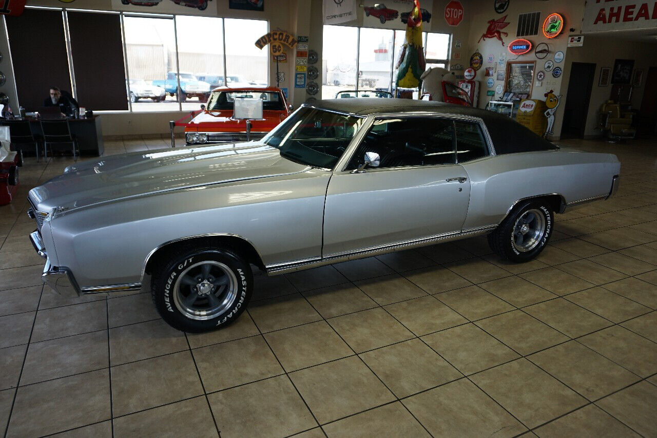 Chevrolet-Monte-Carlo-1970-Classic-Car-3